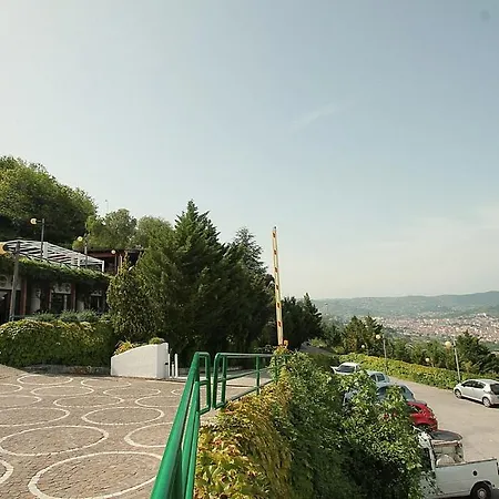 Sleeps 4 Pool Air Con Агрополи
